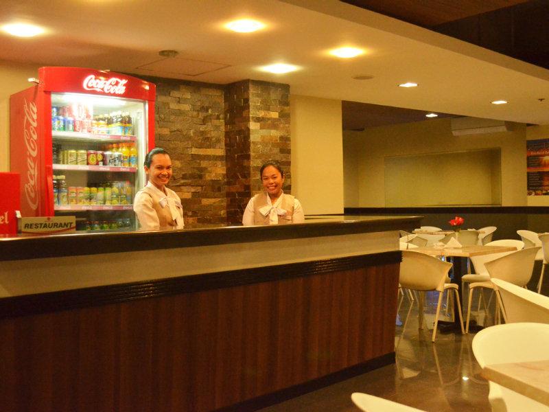 Express Inn Mactan Lapu-Lapu City Exterior photo